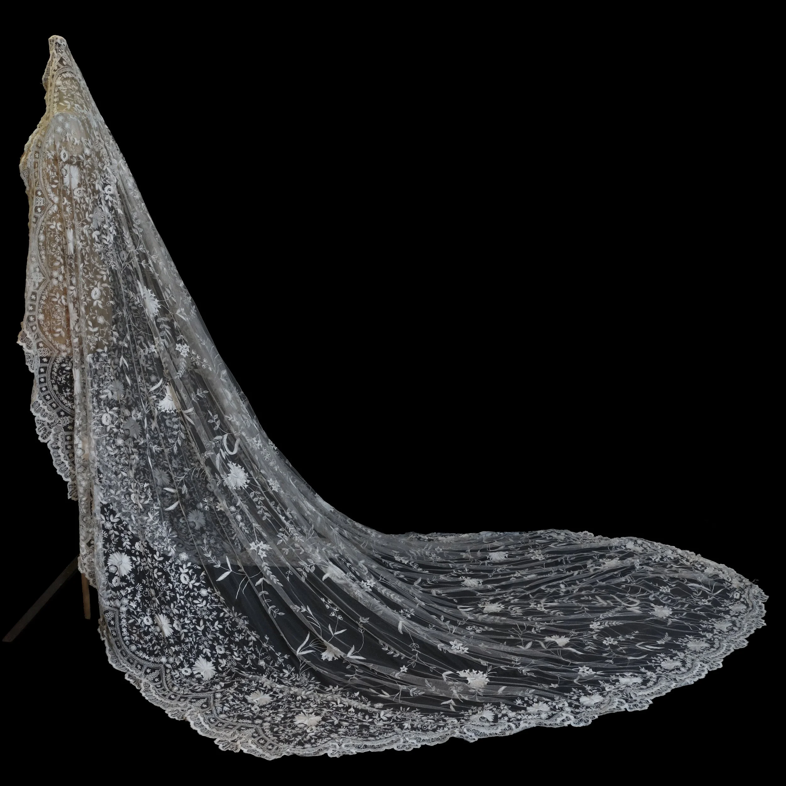 Phoenicia Veil — jane bourvis